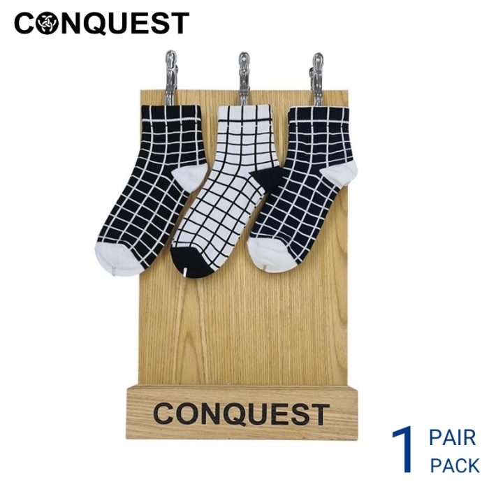 Men Sport Socks CONQUEST CASUAL SOCKS (1 pair pack) BLACK, WHITE AND NAVY LINE HALF LENGTH COTTON SPANDEX RIGHT VIEW