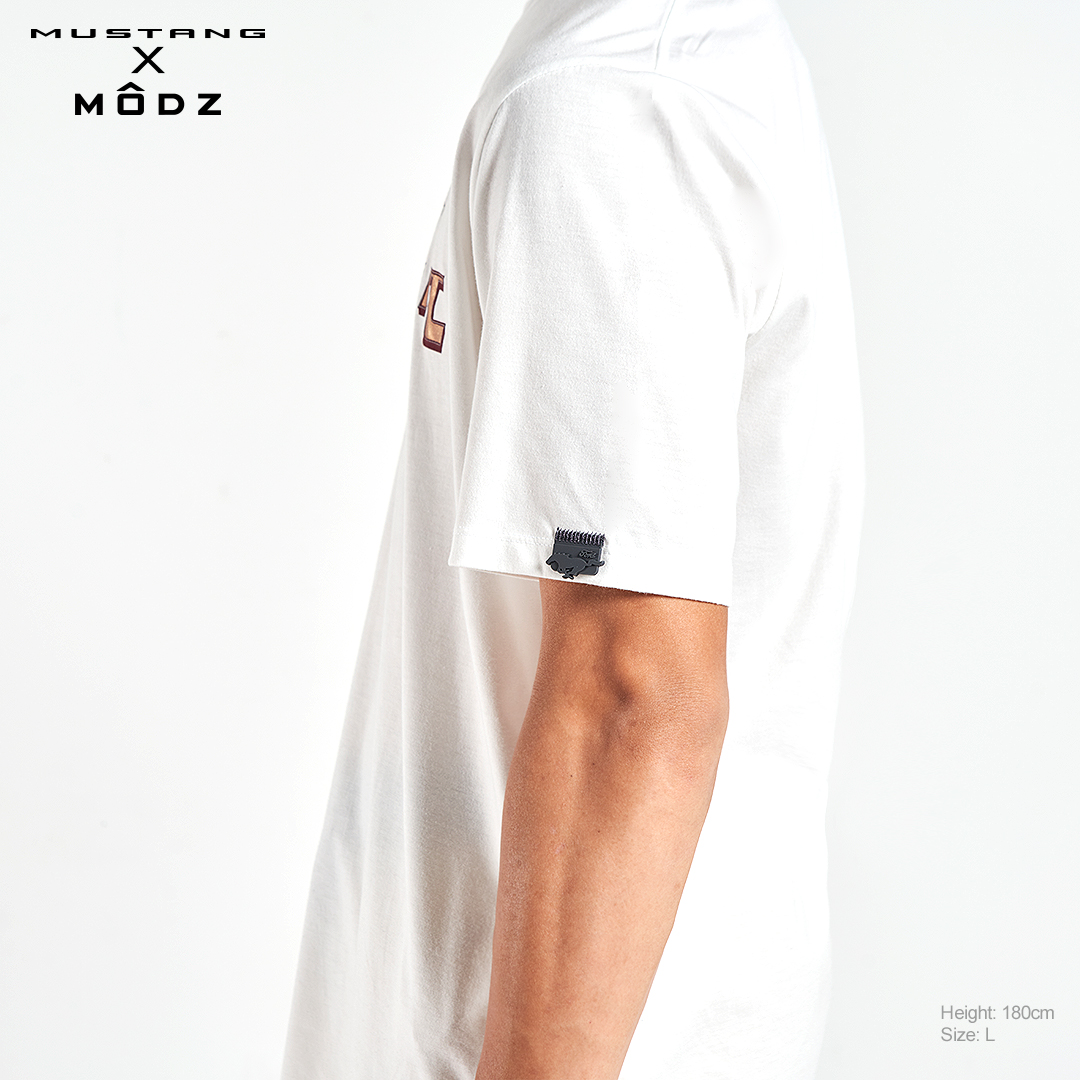 MUSTANG X MODZ MEN MUST HAVE IT TEE SHIRT IN WHITE COLOUR SIDE VIEW
